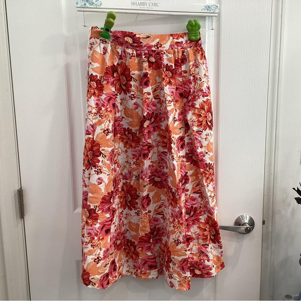 Japna Chic A-Line Skirt in Red and Orange Floral